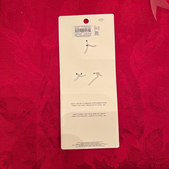 NEW! Aerie Gingerbread man keychain - Picture 5 of 5